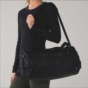 Lululemon Run Ways Duffle Bag